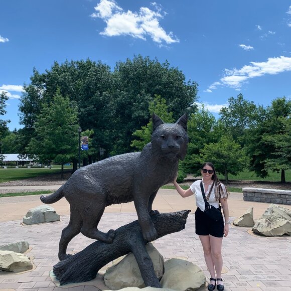 Meet your Posher:) - Picture 5 of 5